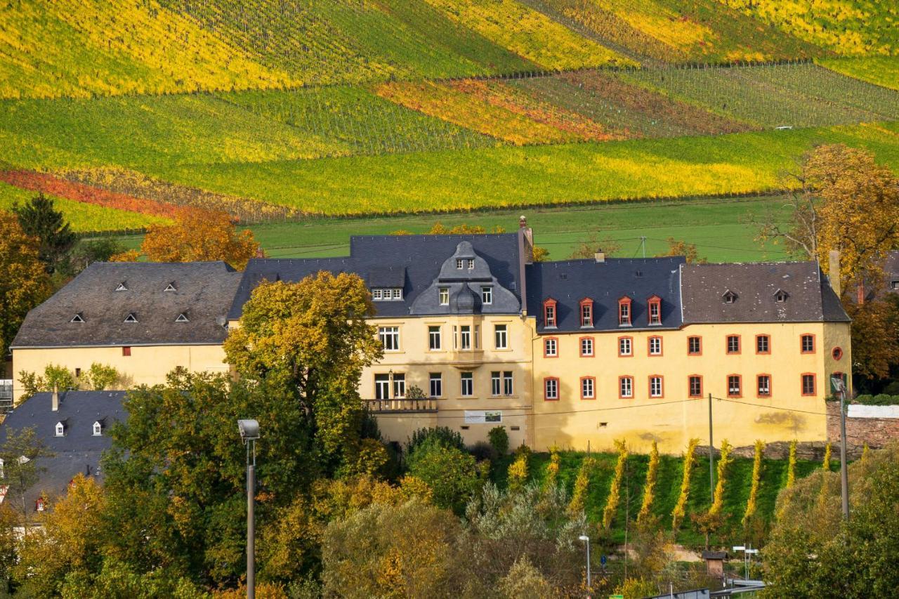 Kapelle - Urlaub Auf Dem Weingut Apartment Maring-Noviand Ngoại thất bức ảnh